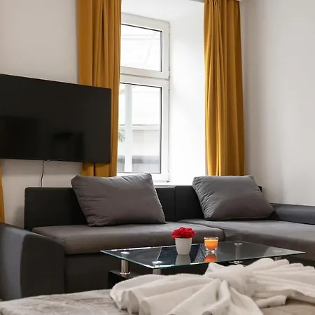 Spacious & Pleasent 2Br Apt. Near Milenium Tower Wien Exterior foto