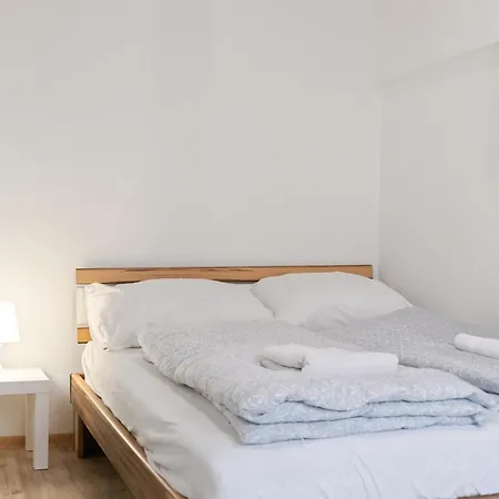 Spacious & Pleasent 2Br Apt. Near Milenium Tower Wien Exterior foto